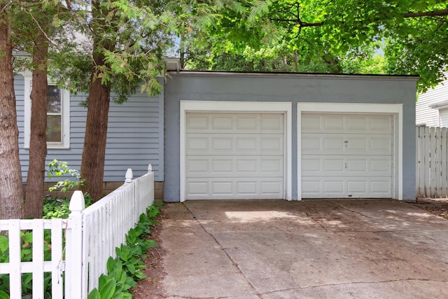 700 S Washington, Mount Pleasant, MI 48858 - view of detached garage