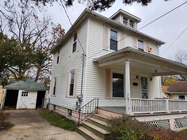 37 Miller St, Pontiac, MI 48341 - traditional style home with a porch