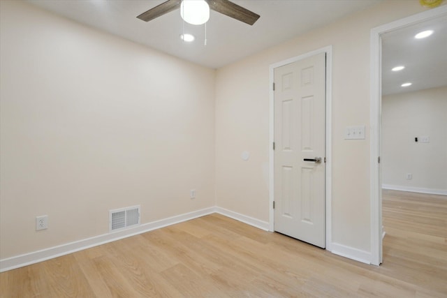 932 Enders Ave, Benton Harbor, MI 49022 - unfurnished room featuring light wood finished floors, ceiling fan, baseboards, and recessed lighting