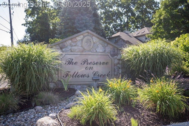 2062 Preserve Cir W, Canton, MI 48188 - view of community / neighborhood sign