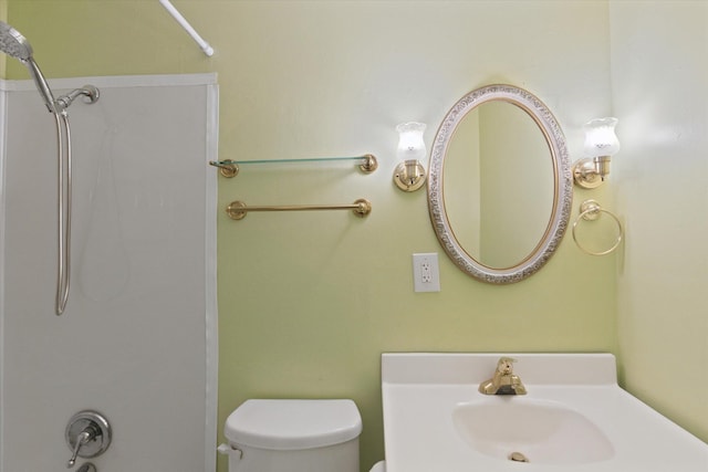 530 Manitou Rd, Saint Joseph, MI 49085 - full bath with a sink, toilet, and shower / tub combination