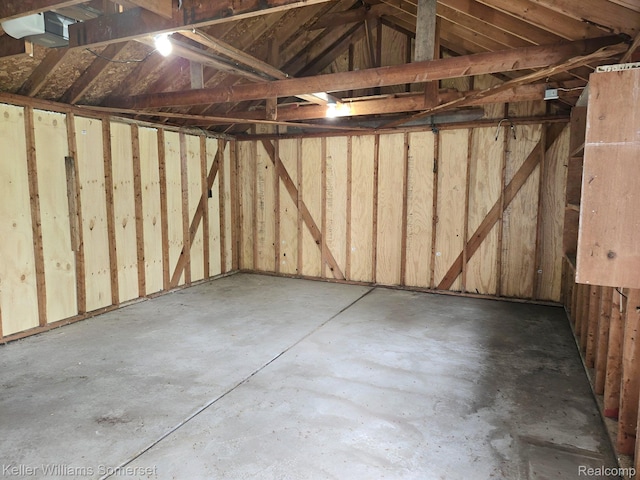 174 Hickory Dr, Troy, MI 48083 - view of garage