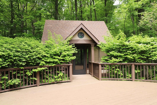 10466 W Farrand Rd, Montrose, MI 48457 - view of home's community with a deck