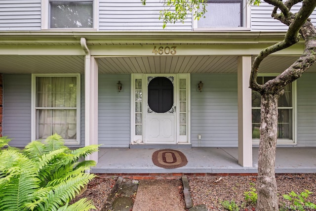 4603 Hedgewood, Bloomfield Hills, MI 48301 - doorway to property featuring a porch