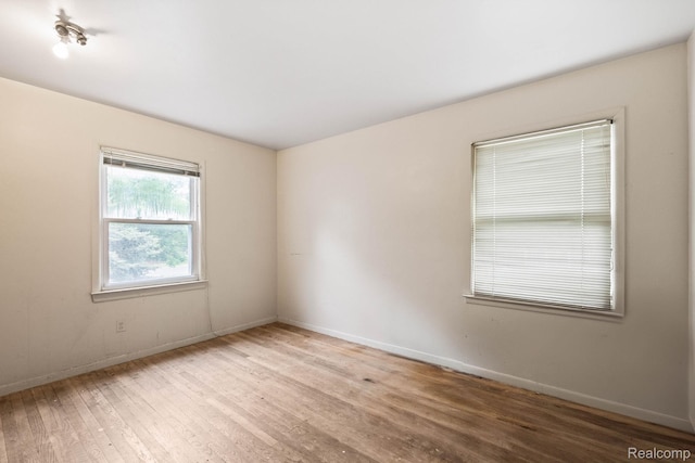 4603 Hedgewood, Bloomfield Hills, MI 48301 - spare room with wood finished floors and baseboards