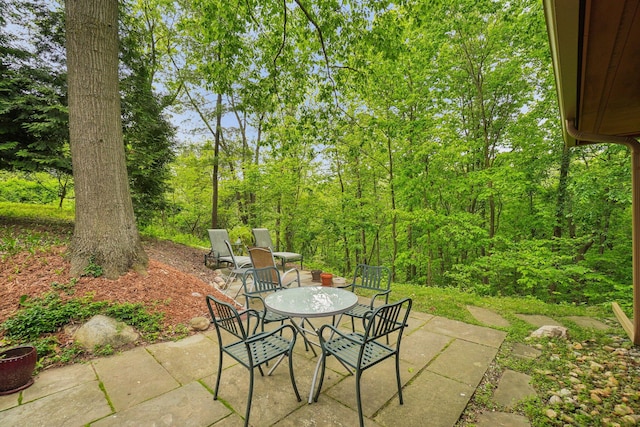 3805 Penberton Ct, Ann Arbor, MI 48105 - view of patio with outdoor dining area