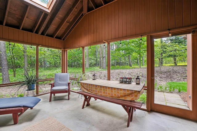 3805 Penberton Ct, Ann Arbor, MI 48105 - sunroom featuring vaulted ceiling, a skylight, and plenty of natural light