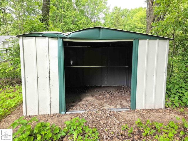 3416 Willard Rd, Birch Run, MI 48415 - view of shed