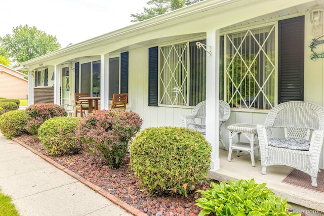 34043402 Appomattox Dr, Port Huron, MI 48060 - view of side of home featuring a porch