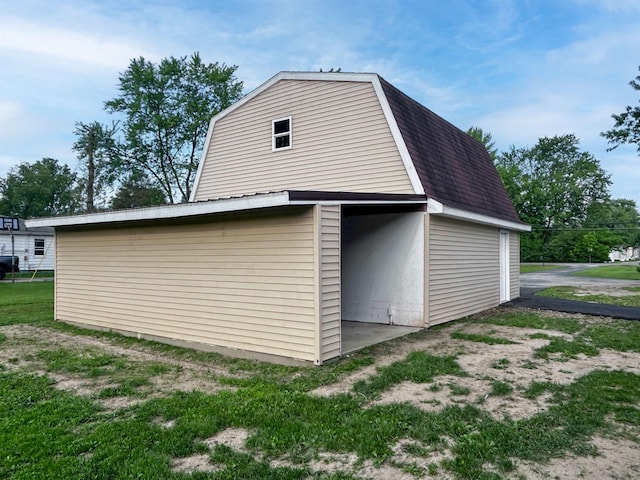 5098 N Center Rd, Flint, MI 48506 - view of outbuilding