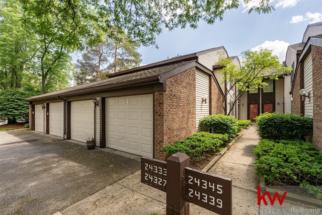 24327 Evergreen Rd, Southfield, MI 48075 - view of garage