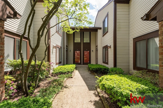 24327 Evergreen Rd, Southfield, MI 48075 - view of property entrance