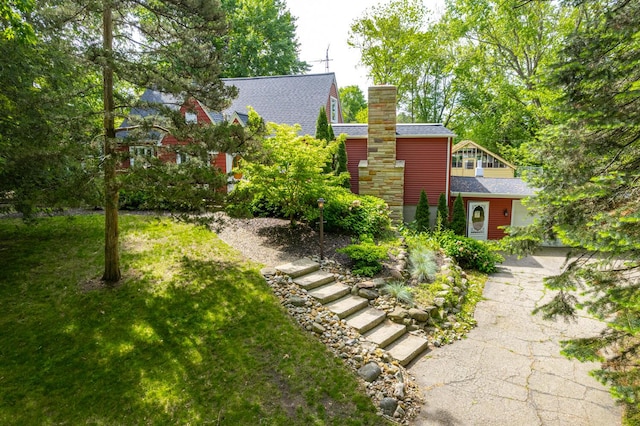 7938 E Dr N, Battle Creek, MI 49014 - view of grassy yard