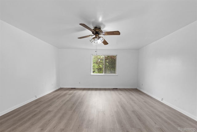 5420 Southlawn Dr, Sterling Heights, MI 48310 - photo 18