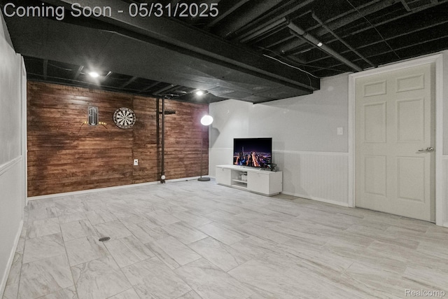 1916 Squirrel Valley Dr, Bloomfield Hills, MI 48304 - finished basement with wood walls