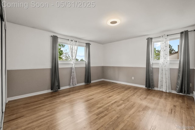1916 Squirrel Valley Dr, Bloomfield Hills, MI 48304 - empty room featuring light wood-style flooring and baseboards