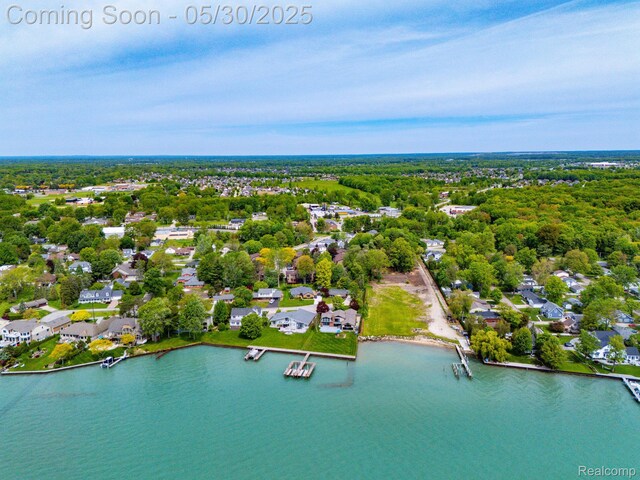 50820 Marsha Ln, New Baltimore, MI 48047 - aerial view of residential area featuring a large body of water