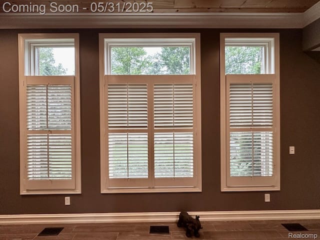 52006 Finch Ct, Shelby Twp, MI 48315 - detailed view of baseboards and wood finished floors