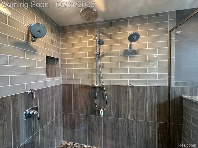 52006 Finch Ct, Shelby Twp, MI 48315 - full bathroom featuring a tile shower
