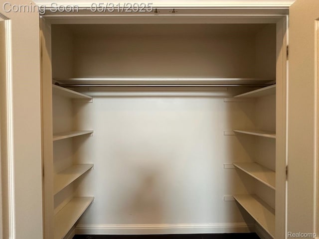 52006 Finch Ct, Shelby Twp, MI 48315 - view of closet
