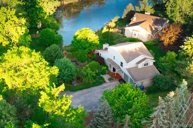751 Lochaven Rd, Waterford, MI 48327 - view of subject property featuring a large body of water