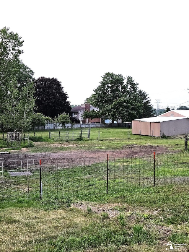 9361 Exeter Rd, Carleton, MI 48117 - view of yard featuring a pole building and an outbuilding