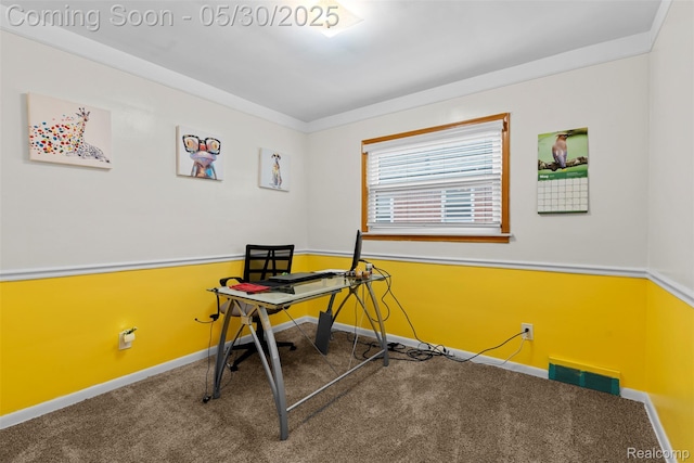 25305 Ursuline St, Saint Clair Shores, MI 48081 - home office with carpet floors and baseboards