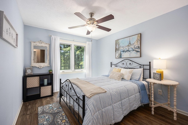 4465 Spinnaker Ln, Pleasant Lake, MI 49272 - bedroom featuring baseboards, wood finished floors, and ceiling fan