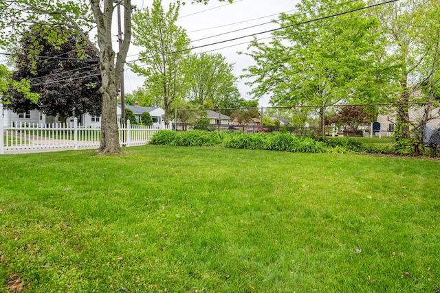 2630 Willa Dr, Saint Joseph, MI 49085 - view of yard