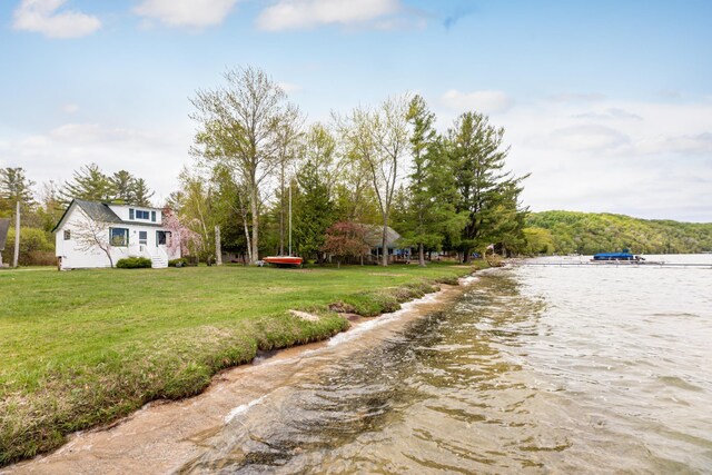 5434 W Macfarlane Rd, Glen Arbor, MI 49636