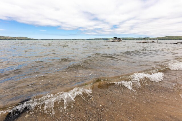 5434 W Macfarlane Rd, Glen Arbor, MI 49636