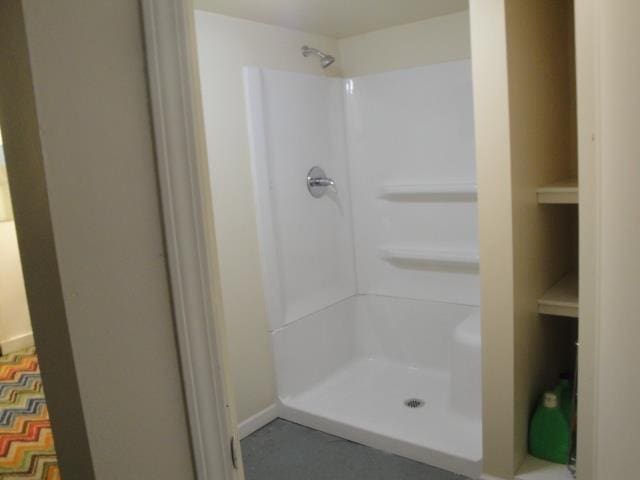 510 S Main, Mount Pleasant, MI 48858 - bathroom featuring a shower