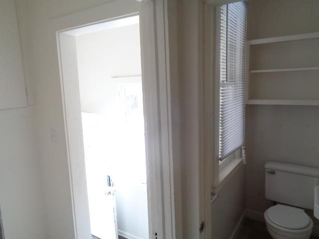 510 S Main, Mount Pleasant, MI 48858 - bathroom with toilet