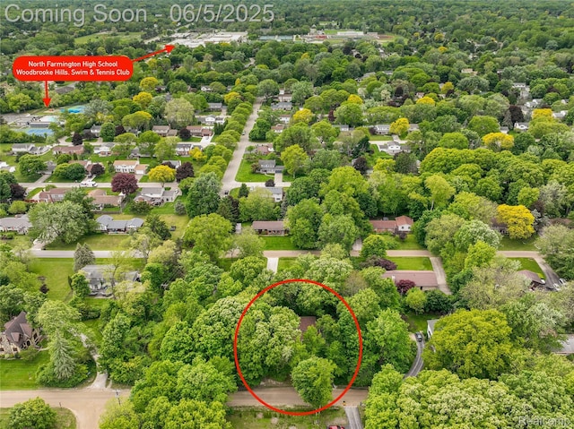29915 Ardmore Dr, Farmington, MI 48334 - drone / aerial view