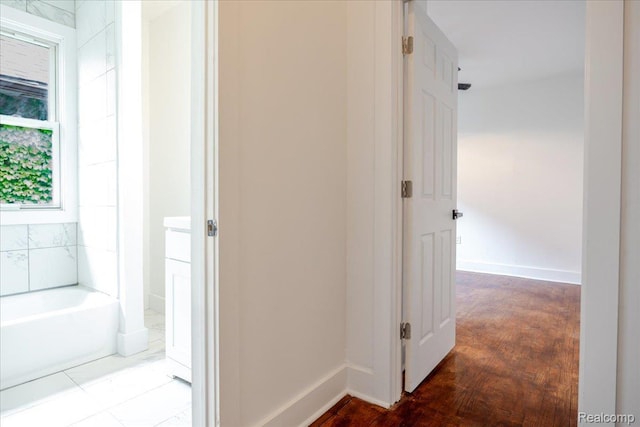2270 W Philadelphia St, Detroit, MI 48206 - corridor featuring baseboards