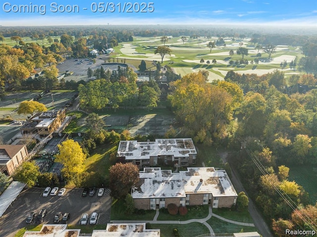 4041 W Maple Rd Apt 204, Bloomfield Hills, MI 48301 - aerial overview of property's location with a local golf course