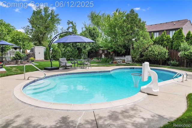 1140 W Lemont Ct, Canton, MI 48187 - view of swimming pool with a patio area