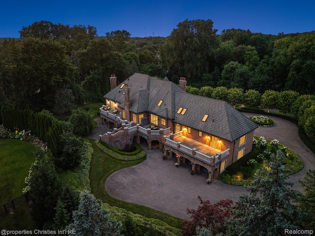 975 Sunningdale Dr, Bloomfield Hills, MI 48302 - view of subject property featuring a forest
