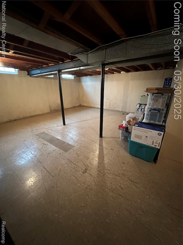 35951 Dover St, Livonia, MI 48150 - view of below grade area