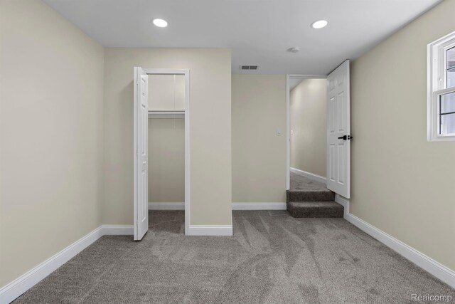 551 Englewood St, Detroit, MI 48202 - unfurnished bedroom with carpet flooring, recessed lighting, and baseboards