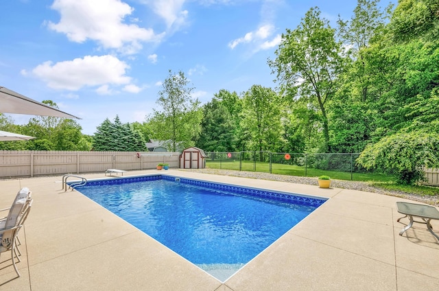 13881 Rivercrest Dr, White Pigeon, MI 49099 - view of swimming pool with a fenced backyard and a patio