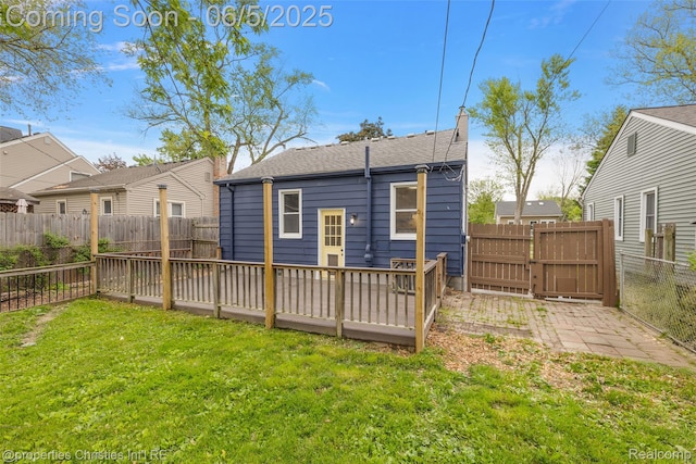 2193 Earlmont Rd, Berkley, MI 48072 - rear view of property featuring a wooden deck