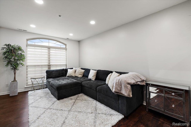 3070 Camden Dr, Troy, MI 48084 - living area featuring dark wood-type flooring, recessed lighting, and baseboards