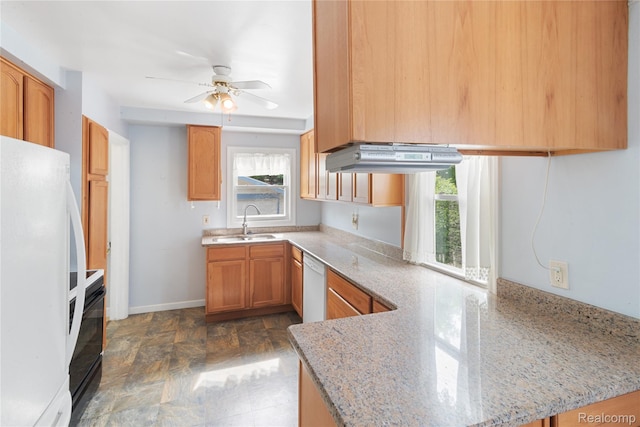 630 Symes Ave, Royal Oak, MI 48067 - kitchen featuring white appliances, a sink, a peninsula, exhaust hood, and light stone countertops