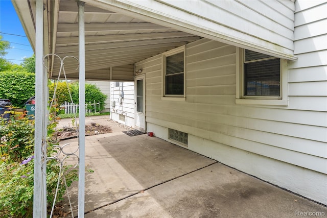 630 Symes Ave, Royal Oak, MI 48067 - view of patio with a carport