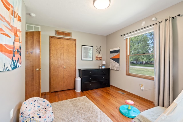 617 Ramsey Ln, Pleasant Lake, MI 49272 - living area with wood finished floors and baseboards