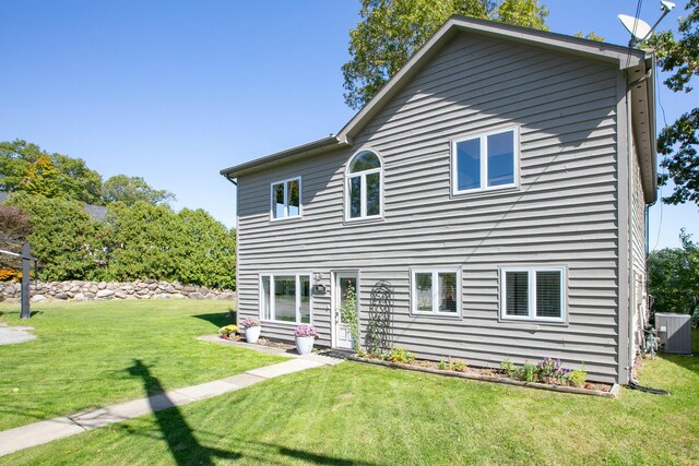 70847 Claire Dr, Union, MI 49130 - back of house featuring a yard