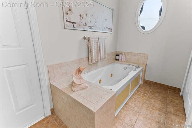 21106 Collingham Ave, Farmington Hills, MI 48336 - bathroom featuring a whirlpool tub
