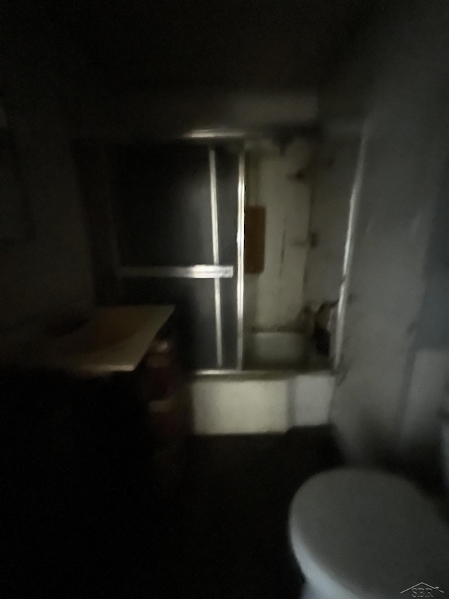 2421 Collngwood Ave, Saginaw, MI 48601 - bathroom with toilet, shower / tub combination, and vanity