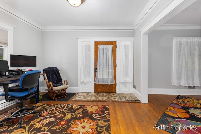 331 Carlton Ave SE, Grand Rapids, MI 49506 - foyer with hardwood / wood-style floors, crown molding, and baseboards
